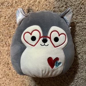 BRAND NEW Valentine’s Day Squishmallow Ryan the Husky w/heart glasses!!